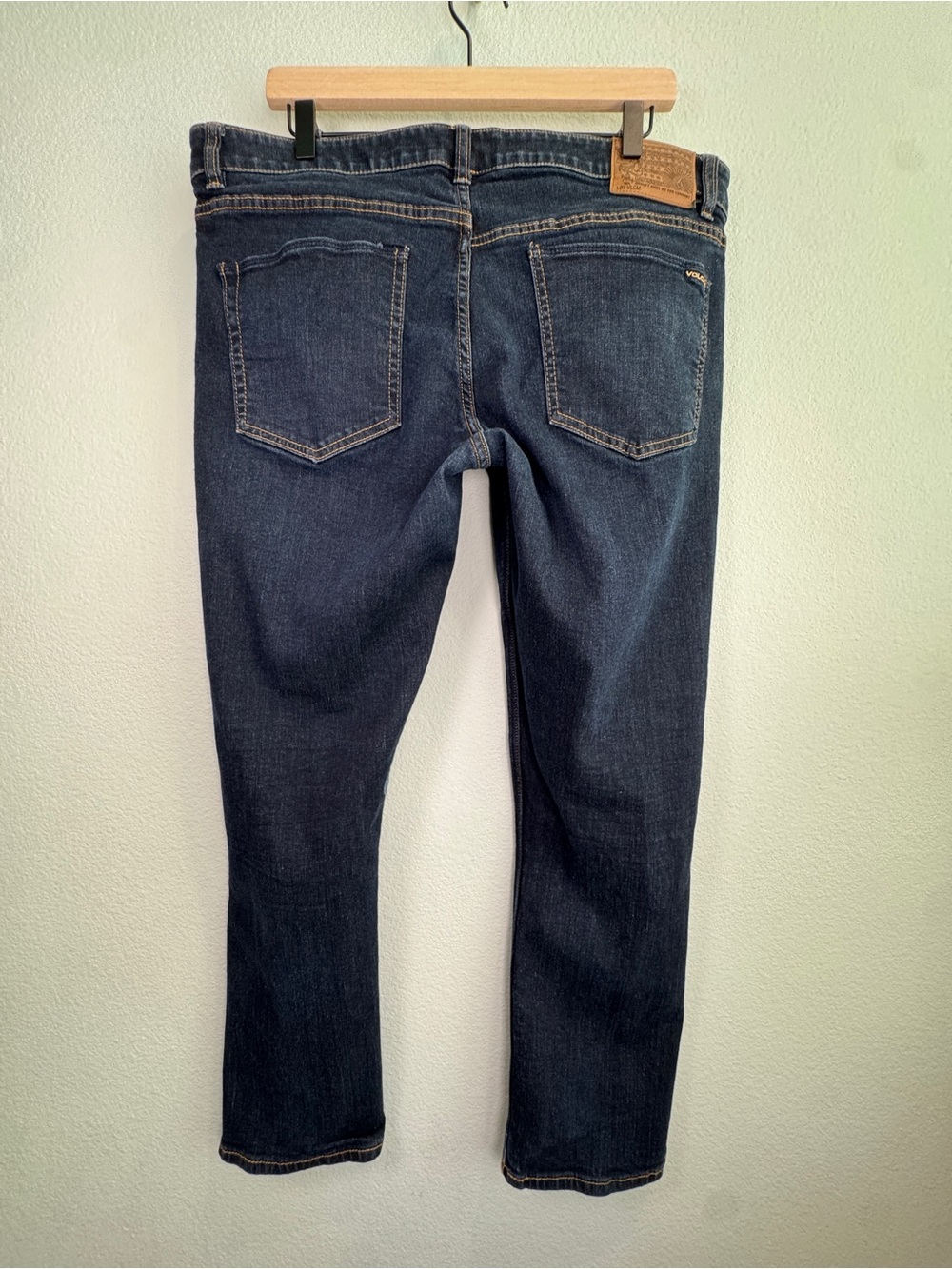 Volcom Vorta Style A1931501 Slim Straight Men's Size 36 - Picture 3 of 10